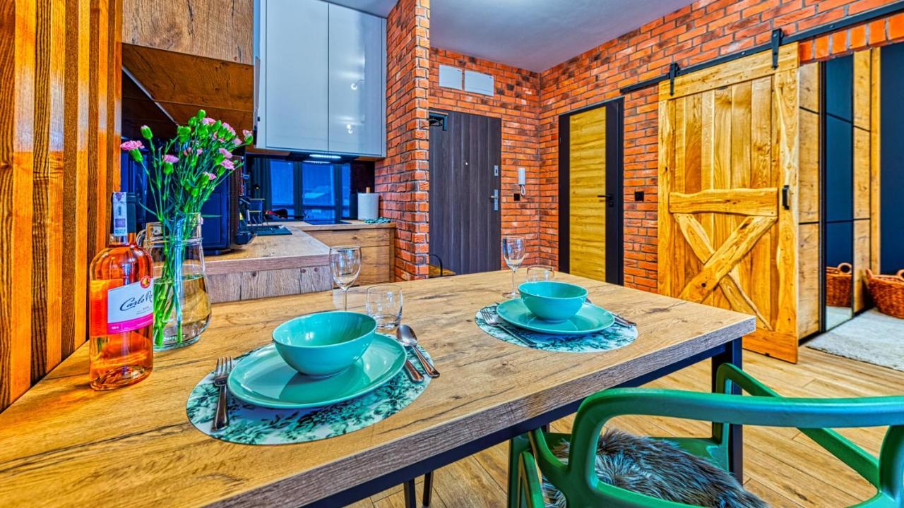 Apartament Bialy Wilk - 5D Apartamenty Świeradów-Zdrój Exteriör bild