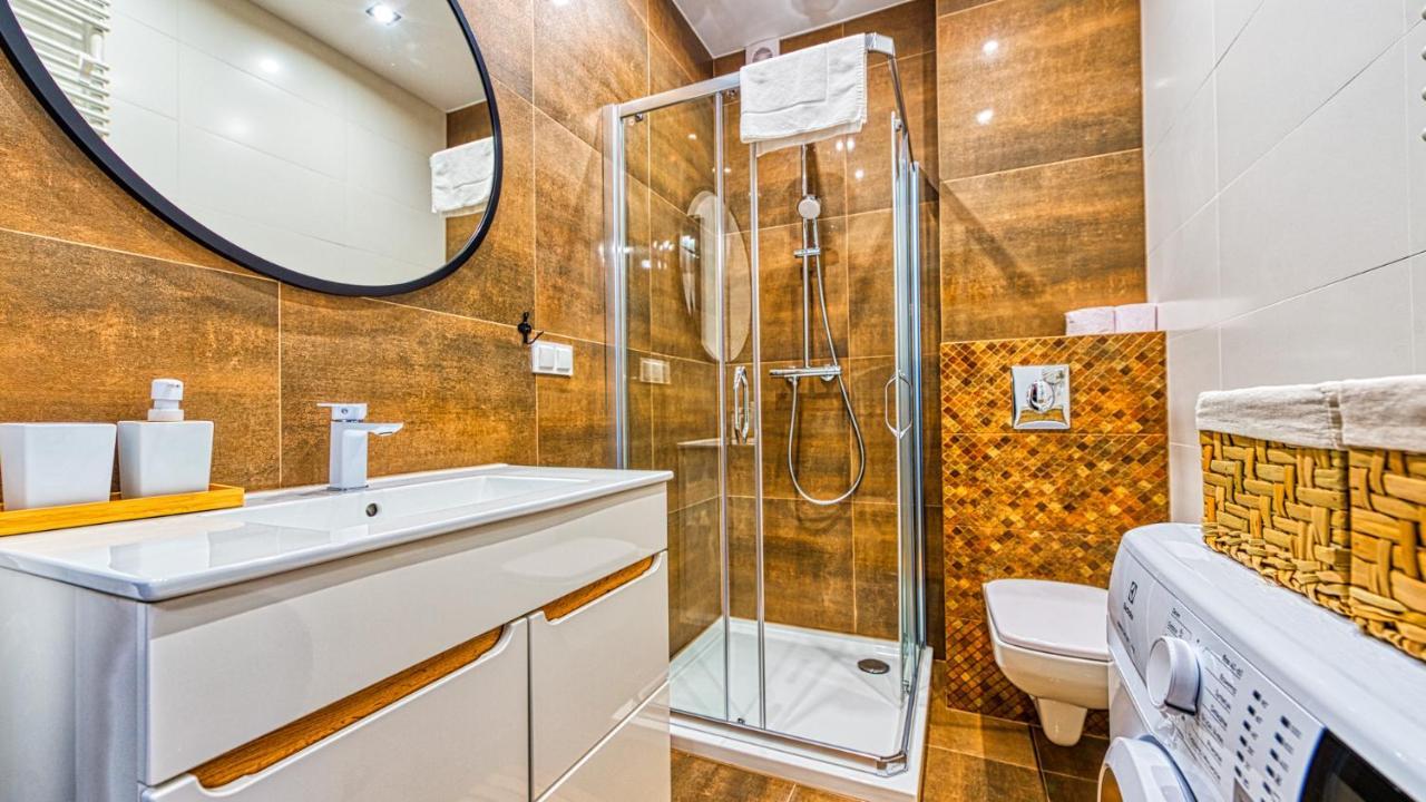Apartament Bialy Wilk - 5D Apartamenty Świeradów-Zdrój Exteriör bild
