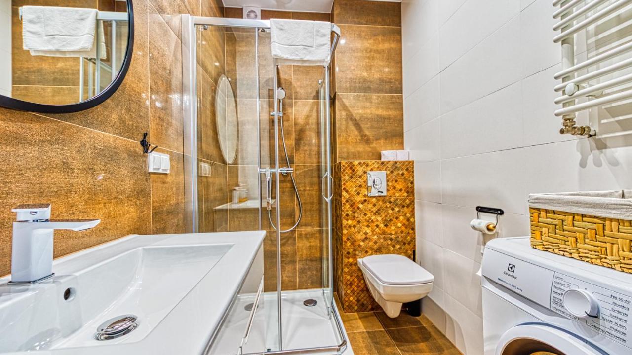 Apartament Bialy Wilk - 5D Apartamenty Świeradów-Zdrój Exteriör bild
